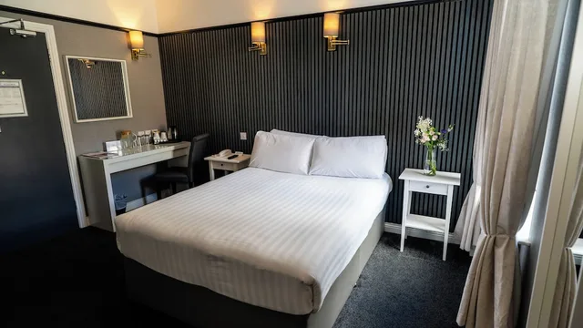 غرفة قياسية بسرير مزدوج، Hotel St. George by Nina 4/5