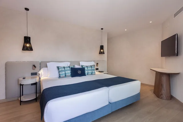 غرفة بريميوم بسريرين منفصلين بشرفة، Hotel Lima - Adults Recommended 7/10