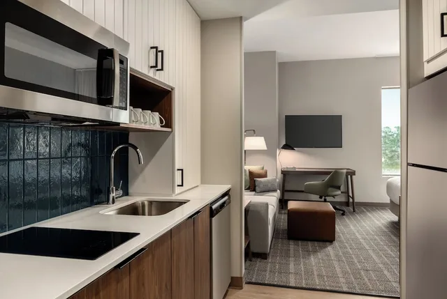 جناح استوديو بسريرين كوين بمطبخ لذوي الإعاقة، Staybridge Suites Norfolk Airport by IHG 6/6