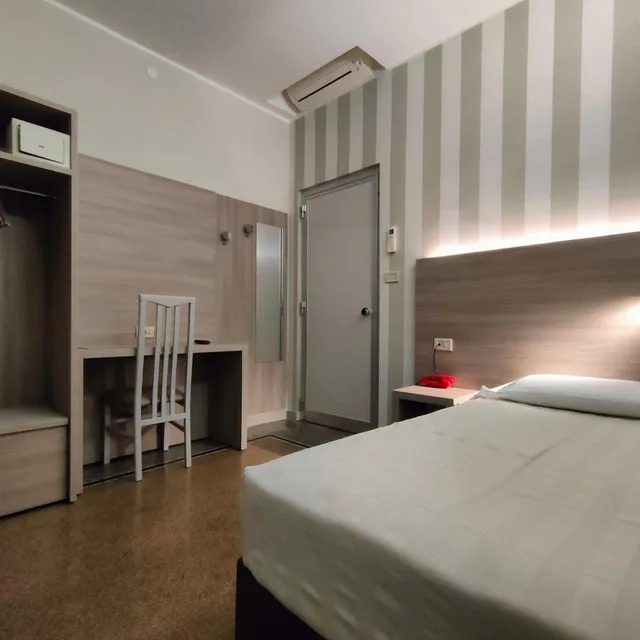 غرفة مفردة، Hotel Vittoria 2/6