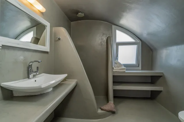 جناح سوبيريور بسرير كينج مع أريكة، Central Fira Hotel 2/2