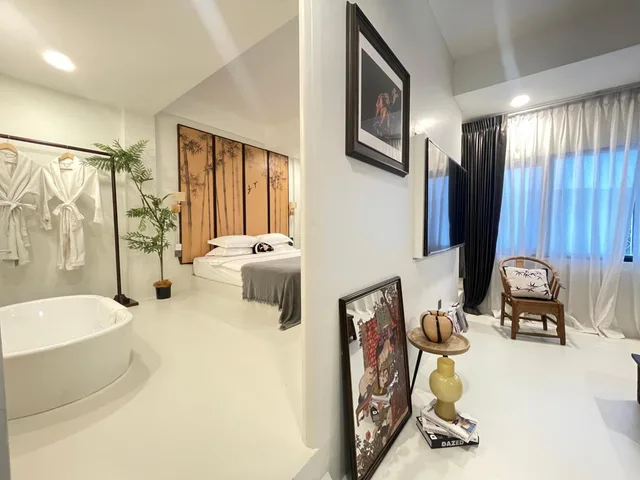 جناح عائلي، Yolo Bangkok Boutique Hotel 9/10