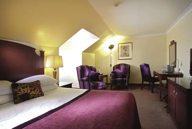 Super, Superior, Deluxe, Double Bed، Macdonald Inchyra Hotel Spa 2/3
