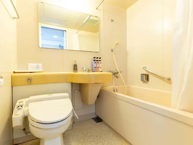 Room, Single, Hotel New Century 12/13