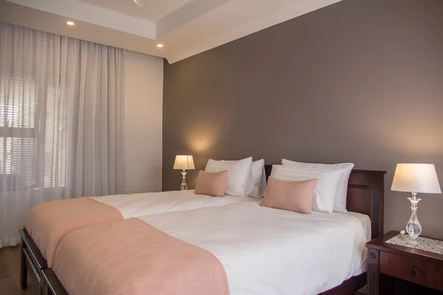 Sapphire, Twin Beds، Sea Breeze Guesthouse 1/3