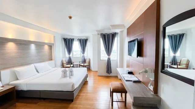 غرفة ديلوكس بسرير كينج، Thong Tarin Hotel 10/10