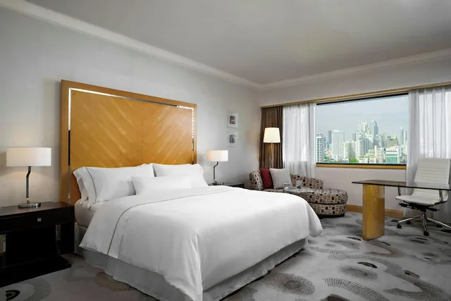 غرفة بريميوم بسرير كينج بإطلالة على المدينة، The Westin Grande Sukhumvit 6/10