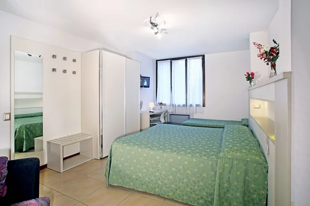 Hotel Marrani، Sesto Fiorentino 9/32