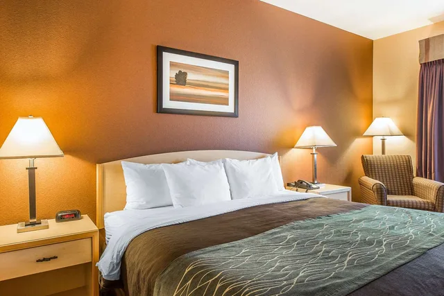 غرفة بسرير كينج، Quality Inn & Suites Loveland 4/4