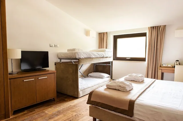 غرفة كومفورت رباعية، Aqua Montis Resort & Spa 4/9