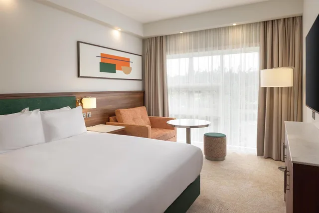 غرفة بسرير مزدوج مع أريكة، Hilton At St Georges Park Burton upon Trent 1/10