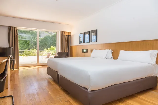 غرفة قياسية بسريرين منفصلين، B&B HOTEL Sado Setubal 1/3