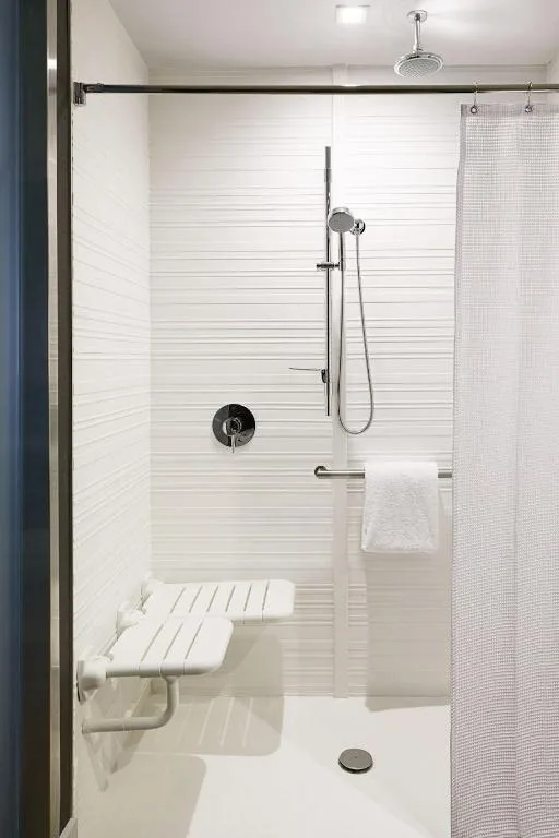 Room, 2 Queen Beds, Accessible, AC Hotel by Marriott Miami Aventura 3/3