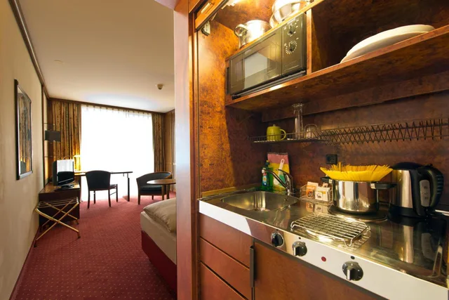 غرفة بزنس بسرير كينج، Living Hotel Weißensee By Derag 8/10