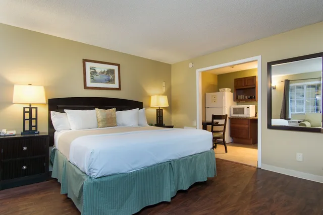 غرفة قياسية بسرير كينج بمطبخ صغير، Heavenly Inn Lake Tahoe 2/3