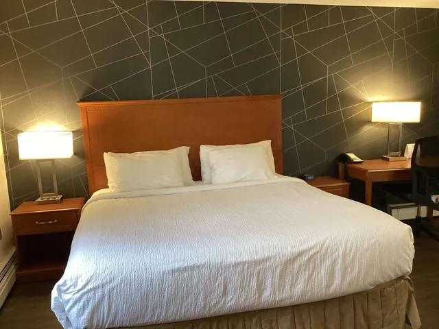 غرفة بسرير كينج في طابق مرتفع، Best Western Glengarry Hotel 8/10