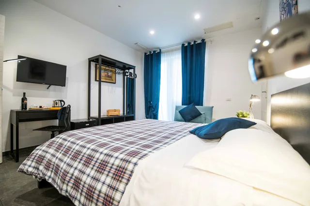 City, Queen Bed، Quattro Briganti 5/10