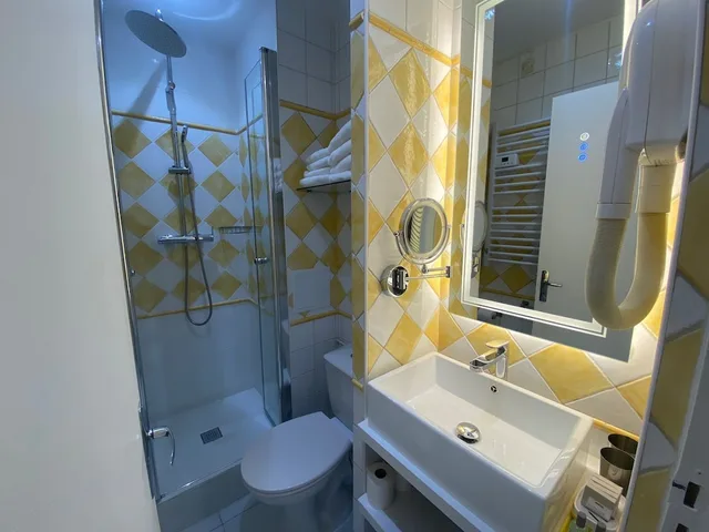 1 Bedroom, Stone, Apartment, Double Bed, Sofa، Les Patios Du Marais 3/4