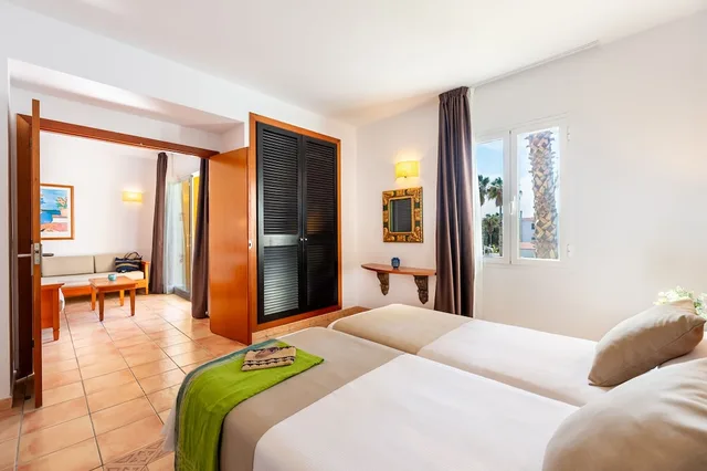 شقة بسريرين منفصلين بغرفة نوم واحدة مع أريكة، Aparthotel Vibra Blanc Palace 1/9