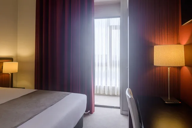 غرفة قياسية بسرير مزدوج أو سريرين منفصلين، Torre Mar Hotel 4/5