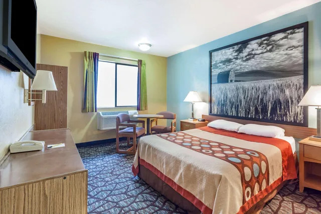 غرفة بسرير كوين، Super 8 By Wyndham Union Gap Yakima Area 1/1