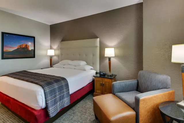 غرفة ديلوكس بسرير كينج لذوي الإعاقة، Drury Inn and Suites Phoenix Happy Valley 8/10