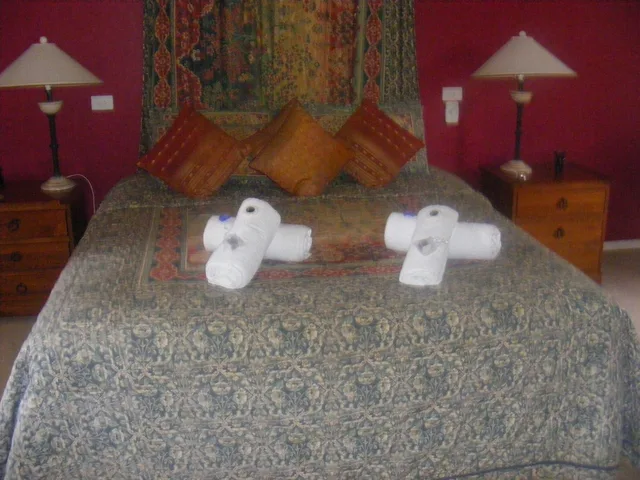 Lodge, Double Bed, Weeroona 4/6