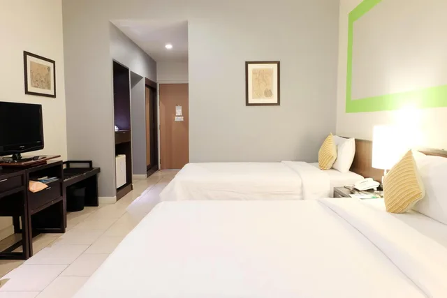 Urban Triple، Hotel De Bangkok 3/10