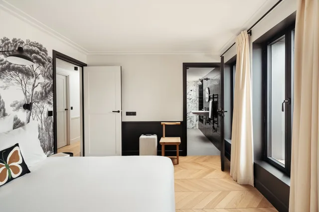 3 Bedrooms, Prestige, Apartment, 3 Queen Beds, Eiffel View, Sofa, Terrace، My Maison In Paris - Invalides 2/8
