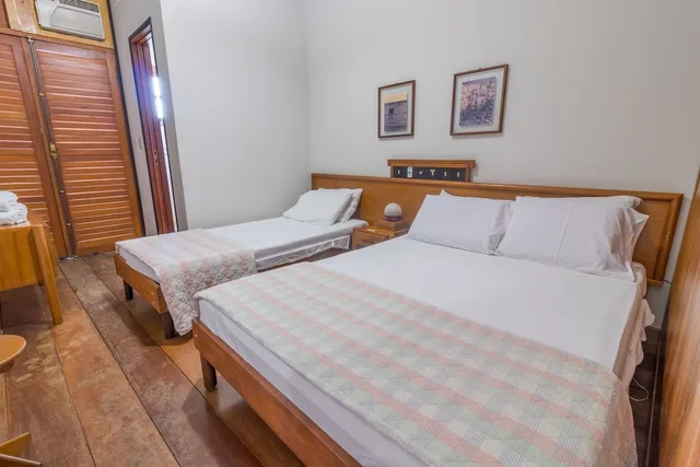 غرفة قياسية ثلاثية بسرير مزدوج وسرير فردي، Praia Sol Hotel by Castelo Itaipava 1/4