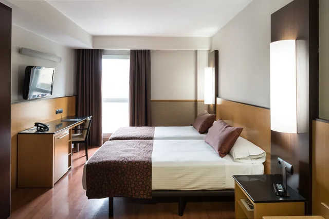 غرفة مفردة بسرير كوين، Catalonia Atenas Hotel 2/8