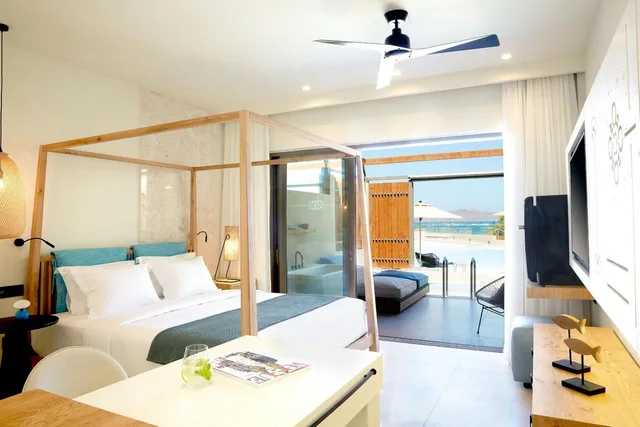 Retreat, King Bed, Sea View, Plunge Pool، Domes Noruz Chania, Autograph Collection- Adults Only 2/9