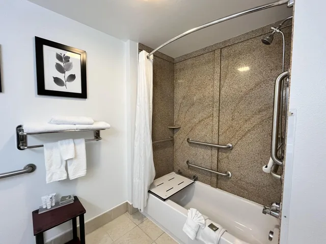 جناح بغرفة نوم واحدة لذوي الإعاقة، Country Inn & Suites by Radisson Harrisburg Hershey West PA 5/6