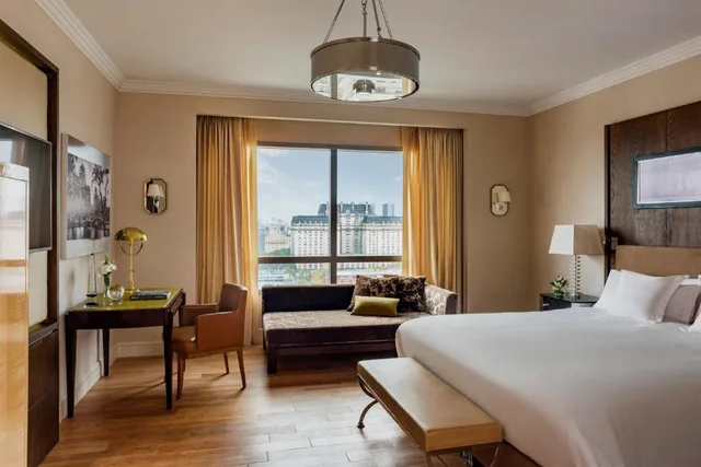 جناح جونيور بإطلالة على القناة، Alvear Icon Hotel 1/3