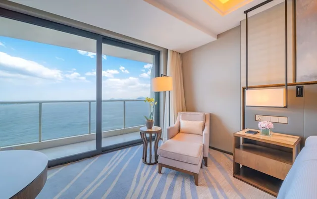 جناح ديلوكس تنفيذي بسرير كينج، Hilton Zhoushan 3/5