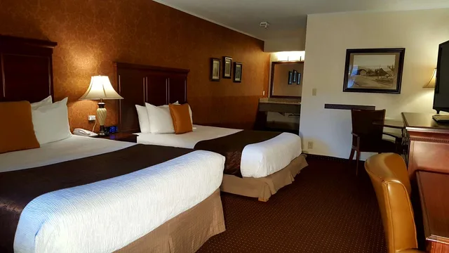 غرفة بسريرين كوين لذوي الإعاقة، Best Western Plus Humboldt House Inn 1/1