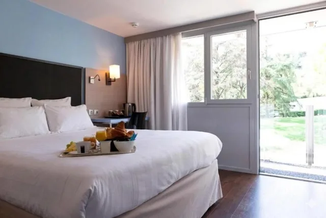 غرفة بسرير مزدوج، KYRIAD LYON SUD - SAINTE FOY 1/10