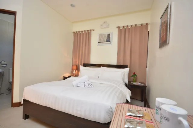 غرفة قياسية بسرير مزدوج، Southwind Palawan 1/2