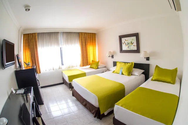 Standard TPL, Hotel Chicamocha 1/4