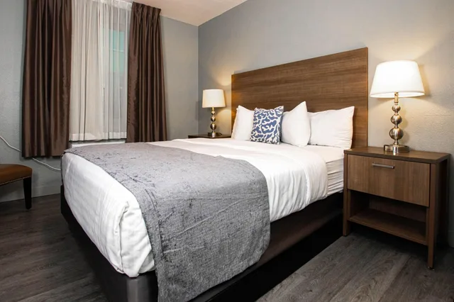 غرفة بسرير مزدوج لذوي الإعاقة، Urban Boutique Hotel 4/10