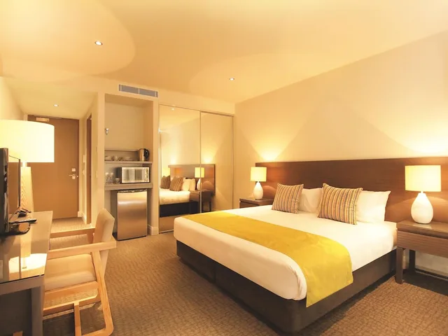 شقة بسريرين كينج بـ3 غرف نوم، Oaks Redcliffe Mon Komo Suites 1/10