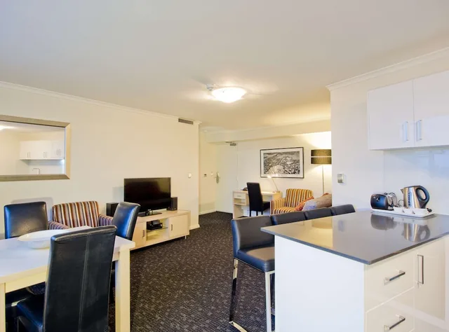 Oaks Sydney Hyde Park Suites، Surry Hills، سيدني 59/80