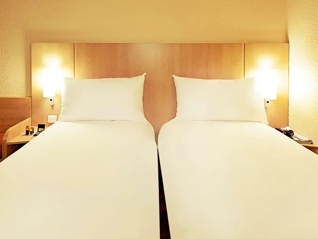Superior, Twin Beds, Ibis Montpellier Centre Comedie 3/4