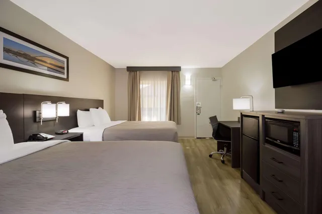 غرفة بسريرين مزدوجين، Quality Inn Coliseum 3/6