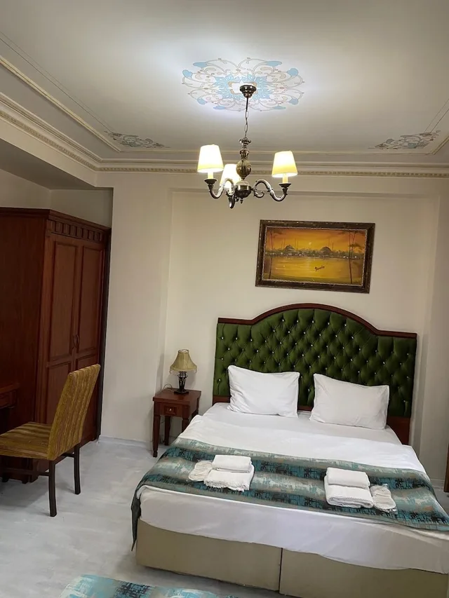غرفة عائلية بسرير كوين وسريرين فرديين، Atam Suites Apart 2/10