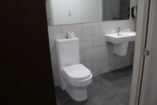 غرفة قياسية ثلاثية بثلاثة أسرّة، Ox Hotel Manchester 1/1