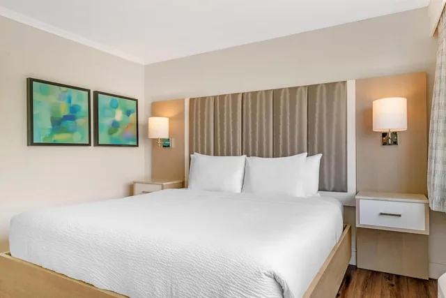 جناح تنفيذي بسرير كينج مع أريكة، Best Western Dorchester Hotel 4/7