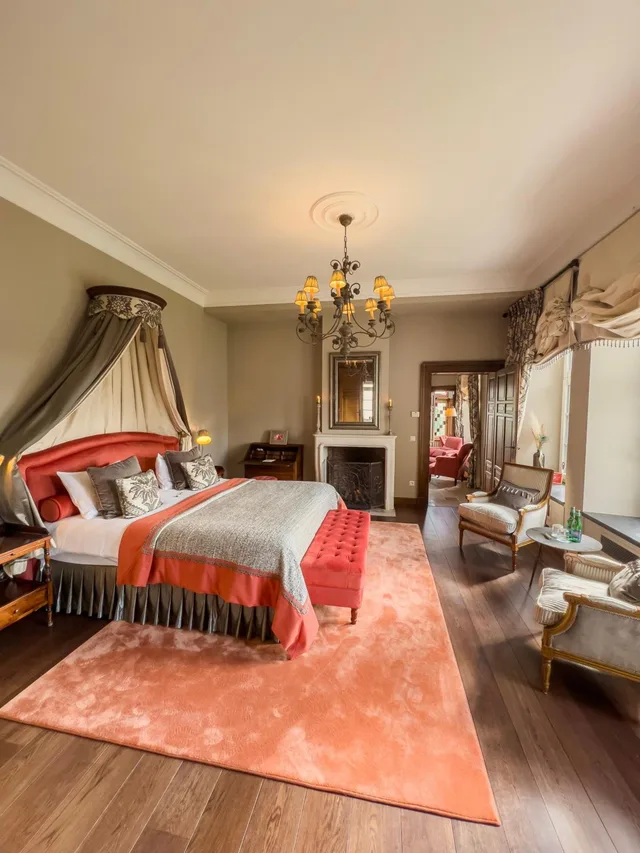 جناح، CHATEAU D'URSPELT 6/9