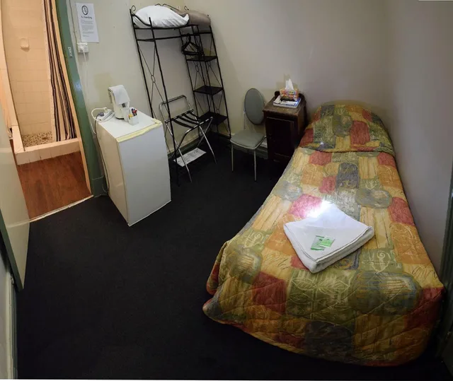 Renovated, Single، Palace Hotel Kalgoorlie 1/2