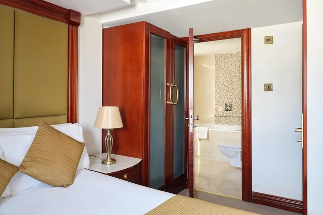 غرفة صغيرة بسريرين منفصلين، The Prime London Hotel 1/10